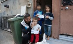 Avrupa Yetim Eli'nden Bursa'da gıda ve nakdi yardım