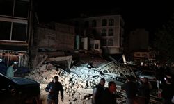 Bakan Yerlikaya: Balıkesir genelinde 504 ihbar alındı, 25 yapıda hasar var 