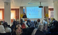 Batman'da Kur'an kursu öğreticileri toplantıda buluştu