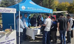 Batman'da üniversite gençlerine manevi destek standı