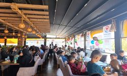 Bingöl'de Yetimler Vakfı’ndan anlamlı etkinlik: Ailelerle kahvaltıda buluştular