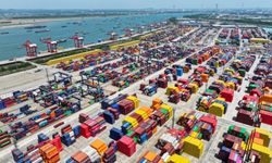 Çin, ABD gemilerine özel liman ücretleri uygulayacak