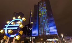 ECB, faiz oranlarını sabit tuttu
