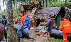 Filipinler'i Fengshen Fırtınası vurdu: 8 ölü, 2 kayıp