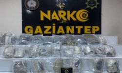 Gaziantep'te 13 kilo skunk ele geçirildi: 2 şüpheli tutuklandı
