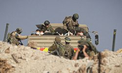Gazze'de görev yapmaktan korktukları için 4 işgal askeri hapsedildi