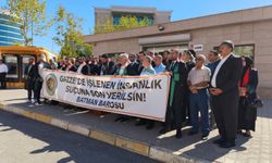 Gazze'deki hak ihlallerine tepki gösteren avukatlar, siyonistler hakkında suç duyurusunda bulundu