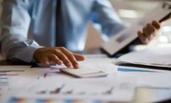 Hizmet üretim endeksi ağustosta hem yıllık hem aylık bazda arttı