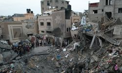 İşgalciler Gazze'de 2 sivili katletti