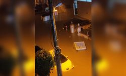 İzmir'de sağanak etkili oldu