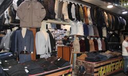 Kış hazırlıklarını tamamlayan giyim esnafı, satışların artmasını bekliyor