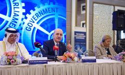 Kurtulmuş: Teröre karşı söz söyleyenlerin devlet terörüne karşı sessiz kalması ibret vesilesidir