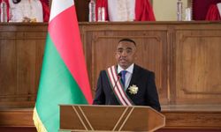 Madagaskar'da Randrianirina, geçiş dönemi cumhurbaşkanı oldu