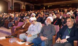 "Müslümanların kurtuluşu İslami kimliği korumaya bağlıdır"