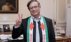 Petro, ABD’ye meydan okudu: Asla diz çökmeyeceğim