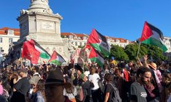 Portekiz halkı, işgalin esir aldığı aktivistler için protesto düzenledi