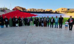 Şanlıurfa’da Gazze’ye destek için 600 metrekarelik dev Filistin bayrağı açıldı