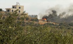 Siyonist Yahudiler zeytin toplayan Filistinlilere saldırdı