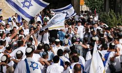 Siyonist Yahudilerden yeni Mescid-i Aksa baskını