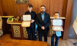 Ukraynalı İsmail ile Mısırlı Musa İstanbul’da hafız oldu