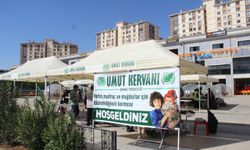 Umut Kervanı Şırnak'ta ihtiyaç sahipleri için yardım kermesi düzenliyor