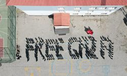 Van’daki öğrenci ve öğretmenler “Filistin İçin Tek Yürek” oldu