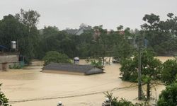 Vietnam'da tayfun: 8 ölü