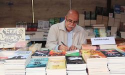Yazar Aydın: Kitap, bilgiye giden köprüdür