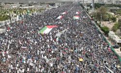Yemen Gazze'ye destek için yine sahnedeydi