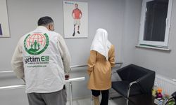 Bacağını kaybeden küçük kız, Avrupa Yetim Eli’nin desteğiyle protezine kavuştu