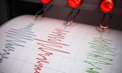 Çanakkale açıklarında 4 büyüklüğünde deprem