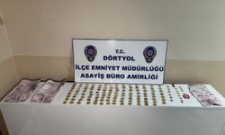 Hatay’da bir evde 5 milyon liralık hırsızlık yapan zanlılar yakalandı