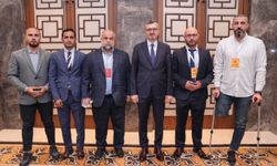 İletişim Başkanı Duran, Gazze’de görev yapan gazetecilerle bir araya geldi