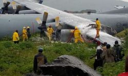 Kongo'da bakan ve heyetini taşıyan uçak pistten çıkarak alev aldı