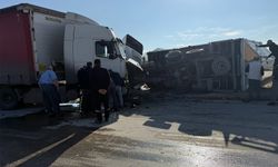 Konya’da kamyonet ile tır çarpıştı: Bir yaralı