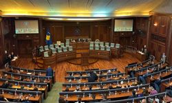 Kosova'da Meclis feshedildi, erken seçim süreci başladı