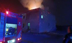 Malatya'da korkutan çatı yangını