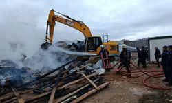 Malatya'da TOKİ şantiye alanında konteyner yangını