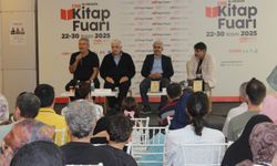 Mersin'de “Aile ve Gençlik Söyleşisi”ne yoğun ilgi