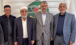 Muhammed Emin Yıldırım, Peygamber Sevdalıları Vakfı'nı ziyaret etti