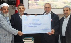 Şırnak'ta Gazze için düzenlenen hayır çarşısının geliri TDV hesabına aktarıldı