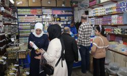 Soğuyan hava aktarlara yoğunluk getirdi: Kış çaylarına ilgi artıyor