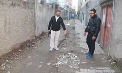 Batman'da mahalle sakinlerinden yol tepkisi: Altyapı sonrası yollarımız unutuldu