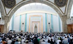 Cuma hutbesi: İnsan; kâinatın gözbebeği