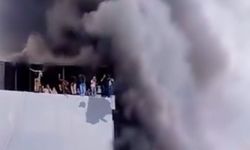 Endonezya’da 7 katlı binada yangın: En az 22 ölü