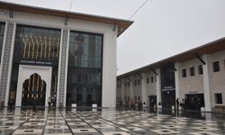 Halk, Necat Nasıroğlu Külliyesinde düzenlenen konserlere büyük tepki gösterdi 