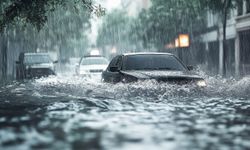 KKTC'de şiddetli yağışlar sele neden oldu