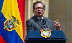 Kolombiya Cumhurbaşkanı Petro: Uyuşturucu ile mücadele bahanesiyle tehdit ediliyoruz