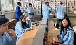 Meslek lisesi öğrencileri, elektrik panosuyla kodlama robotu üretiyor
