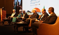"Ümmetin Minberlerinden Mescid-i Aksa'ya" konferansı İstanbul'da başladı